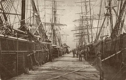 Sailing ships at Palafox Wharf, Pensacola, early 1900s
